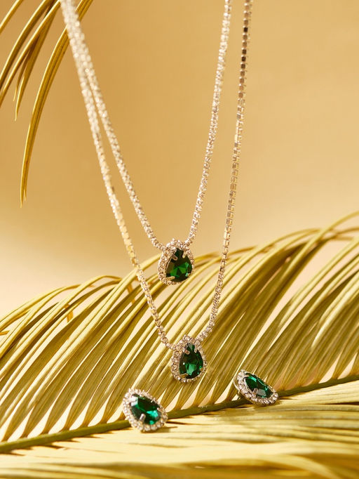 Набор 2 предмета: серьги, колье Жаклин дуэт, капля, цвет бело-изумрудный в серебре, 45 см