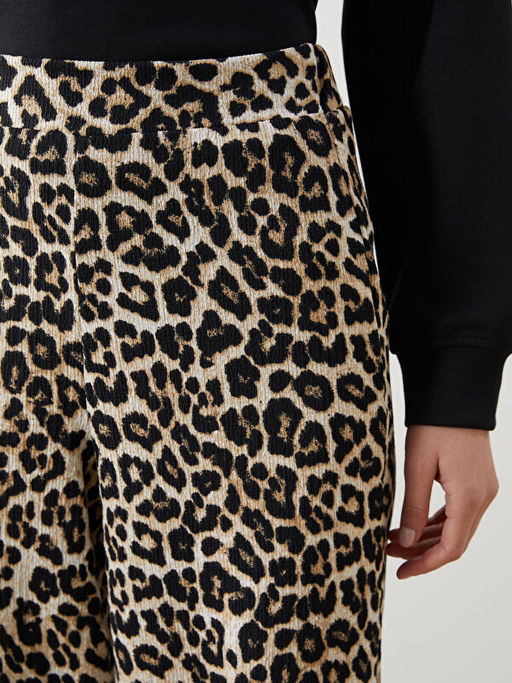Standart Fit Leopar Desenli Kad?n Pantolon