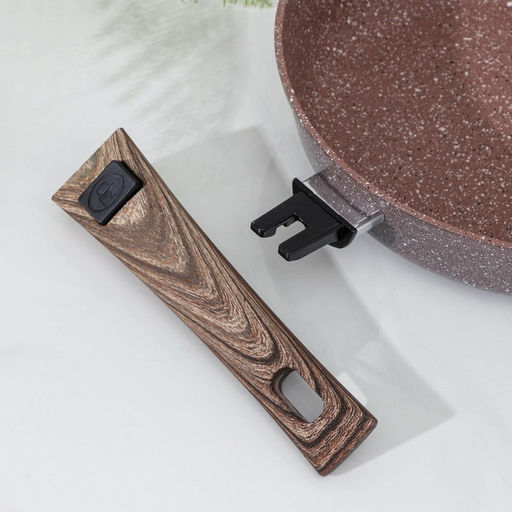 Сковорода Доляна «Брауни», d=28 см, съёмная ручка, стеклянная крышка, антипригарное покрытие, индукция, алюминий, коричневая