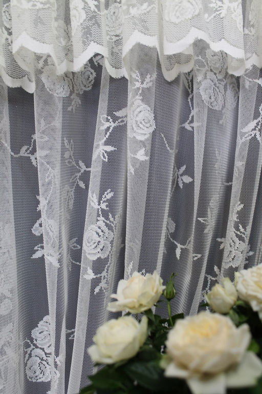 Готовые шторы арт. 313940/180, комплект для кухни РОЗОЧКИ, размеры: шторы (180 см высота х 180 см ширина) х 2, ламбрекен 45 см высота х 380 см ширина, подхваты. - Firanka фото 2