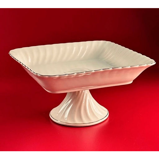 Квадратная фруктовница 25,5см на ножке ЖОЗЕ в под.уп. Фарфор арт.305-133 /LENARDI/