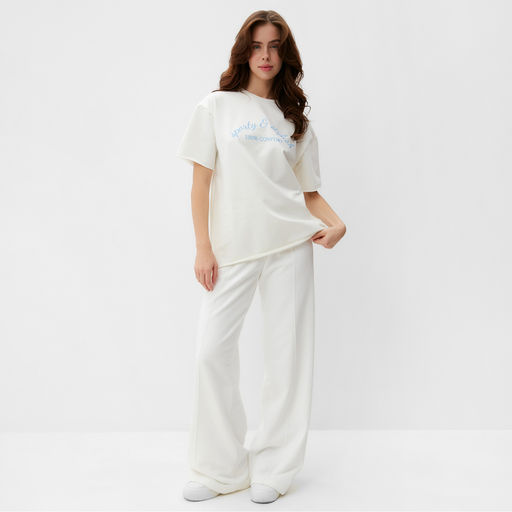 Футболка женская MINAKU OVERSIZE FIT: SPORTY & STYLISH, цвет экрю, размер 52