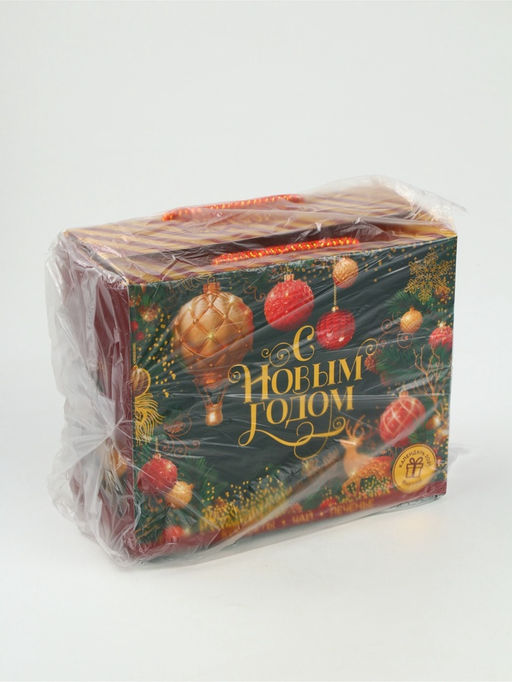 Подарочный набор новогодний С Новым годом: чай (50 г), конфеты (110 г), печенье брауни (120 г)
