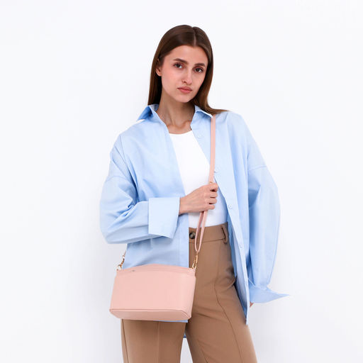 Сумка женская кросс-боди на молнии, 23×9×15 см, пудровая