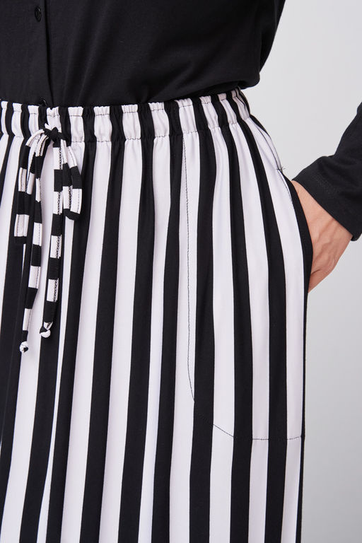 Юбка из вискозы TUB30003STR01