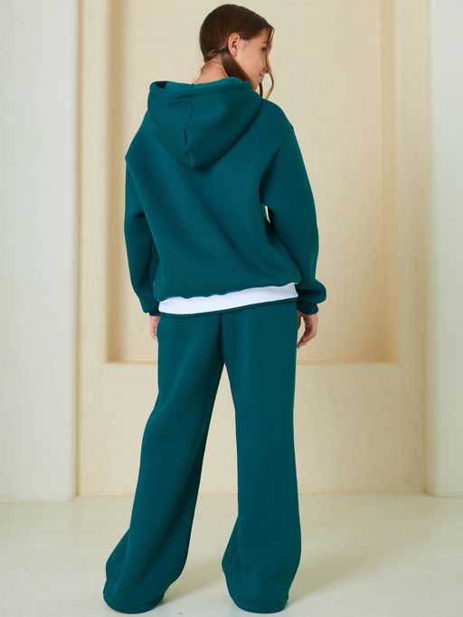 Костюм спортивный