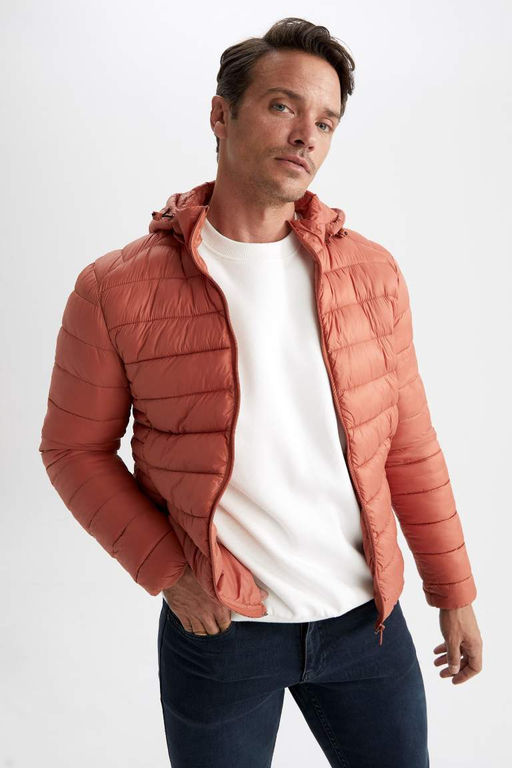 Водоотталкивающая куртка-пуховик с капюшоном и термоизоляцией Slim Fit - Defacto фото 3