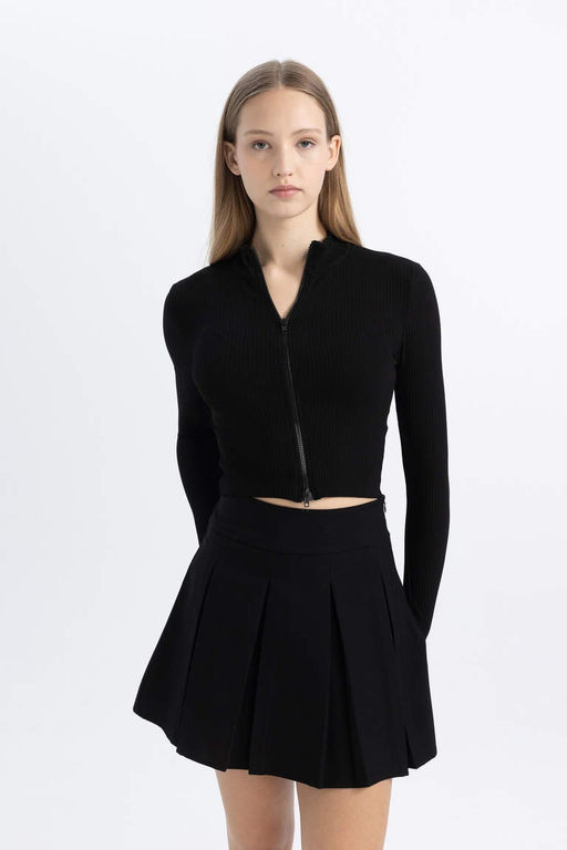 Кардиган приталенного кроя в рубчик с камзолом