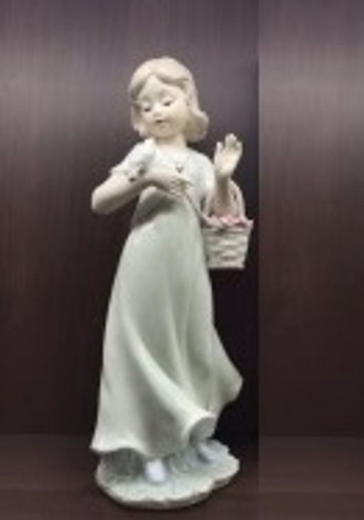 Статуэтка Дама 30 см / HP178 /уп 24/ - Галеонтрейд фото 2