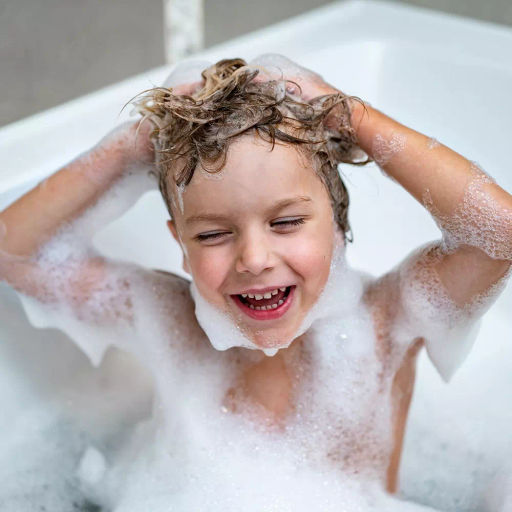 2 в 1 Детская пена для ванн и гель для душа с клубничным ароматом, 250 мл