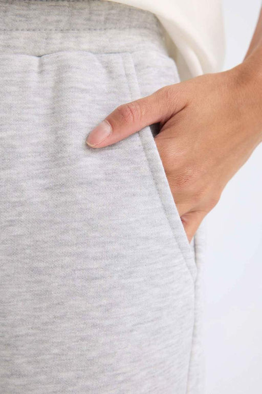 Длинные толстые спортивные штаны Jogger стандартной посадки с эластичной окантовкой по ноге - Defacto фото 5