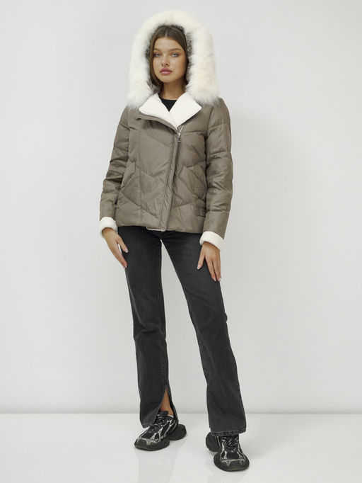 Куртка зимняя женская косуха с мехом и овчиной коричневого цвета 389_1K