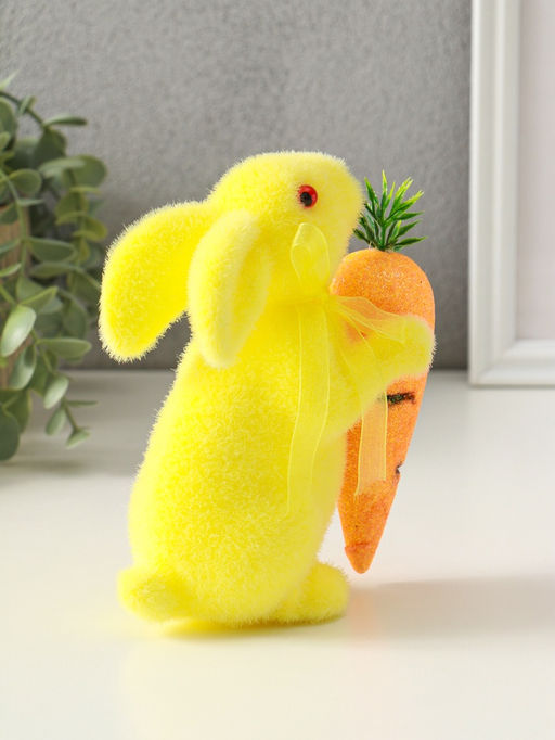 Фигурка пасхальная Жёлтый заяц с морковкой, 6.5?12?15.5 см