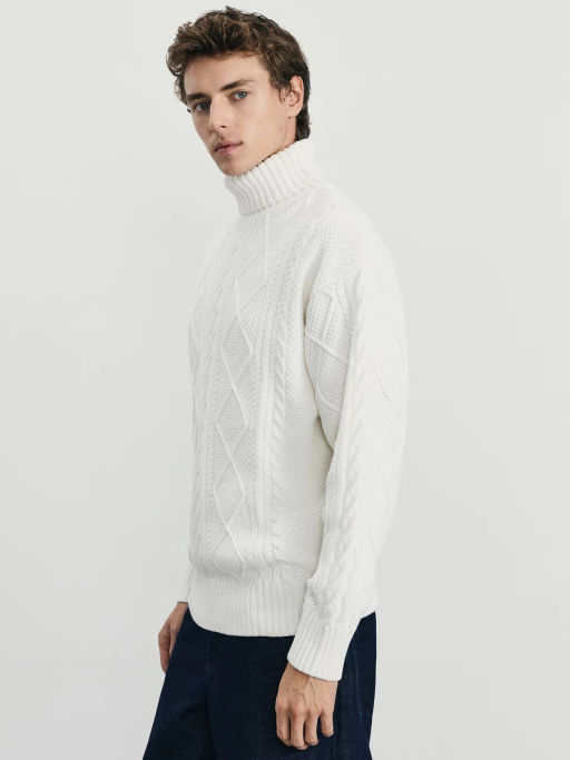 Свитер с орнаментом и высоким воротником / Zarina