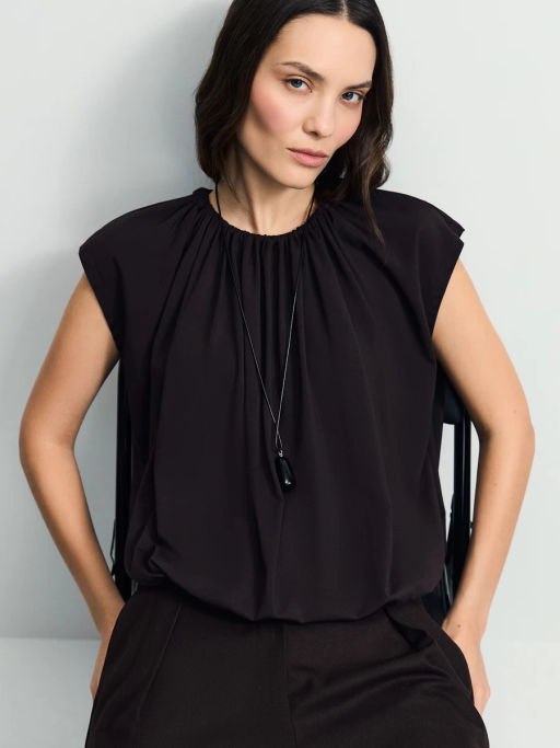 Футболка со сборкой с модалом в составе / Zarina