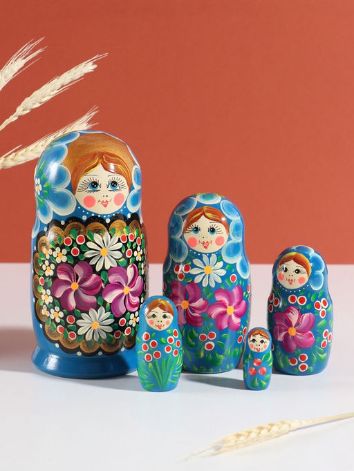Матрёшка дерево «Любовь», синий платок, 5-кукольная, 19 см