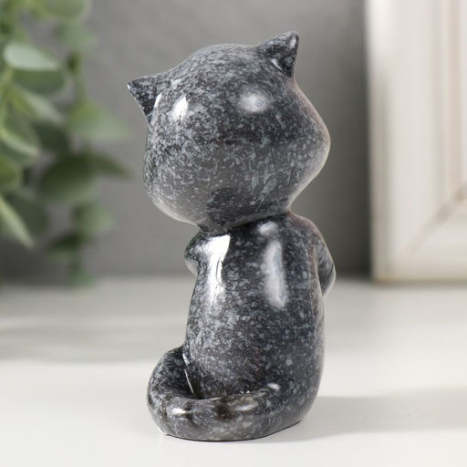 Фигурка полистоун лак «Котишка с телефоном», 7×6×7 см