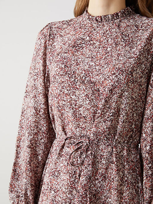 Dik Yaka Desenli Kad?n Elbise