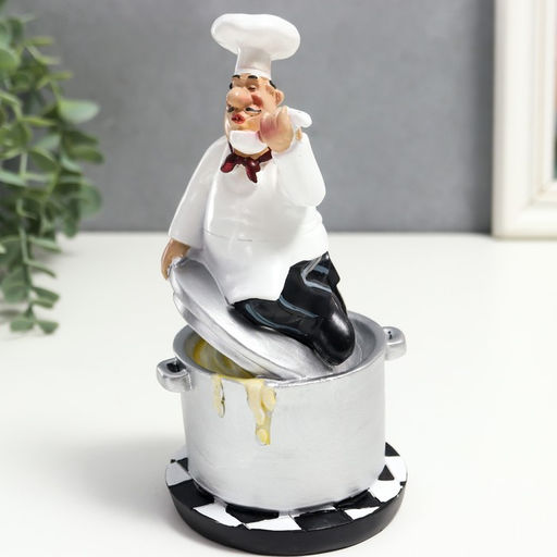 Фигурка полистоун «Повар на кастрюле: снимает пробу», 18.3×9×9.3 см