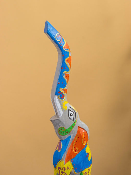 Сувенир «Слон пёстрый», на подставке, 9×16×60 см, дерево