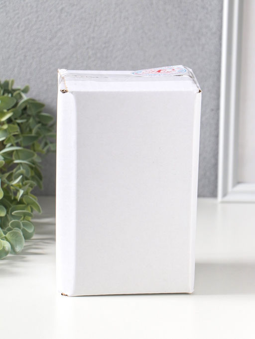 Сувенир полистоун "Золотая сова в короне" 10х10х16 см