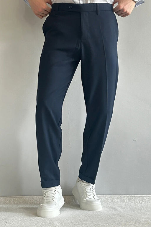 Lacivert Erkek Boyfriend Fit Kuma_ Pantolon TMNAW26PL00017