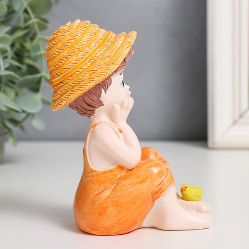 Цена за 2 шт. Фигурка полистоун «Мальчик/Девочка с цыплёнком», 7.5×4.5×11 см, МИКС