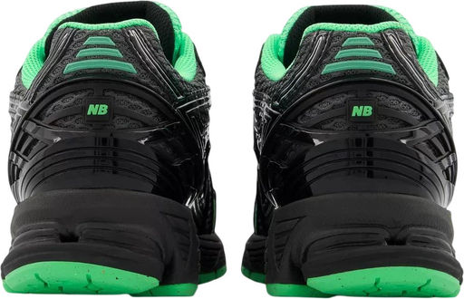 Кроссовки взрослые