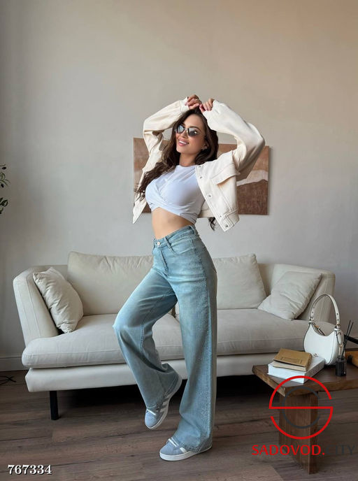 Женские широкие джинсы со стразами - Bruno фото 3