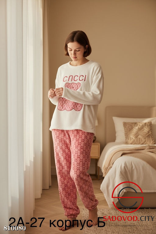 Пижама женская (штаны и кофта)