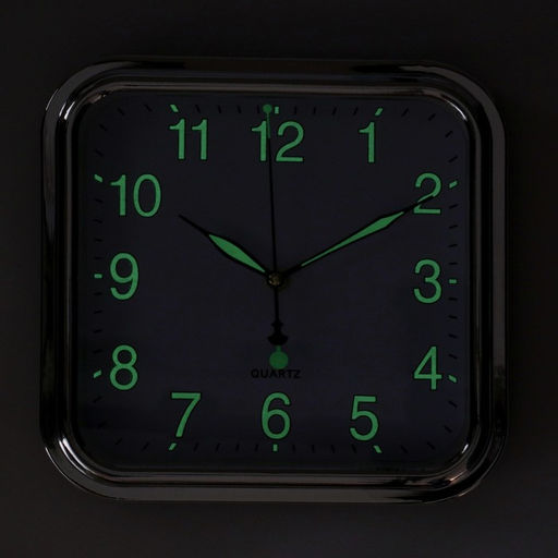 Часы настенные «Илони», дискретный ход, светящиеся, d=25 см