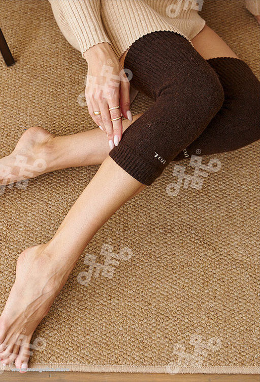 +Наколенники короткие из монгольской шерсти, применяются при различных заболеваниях