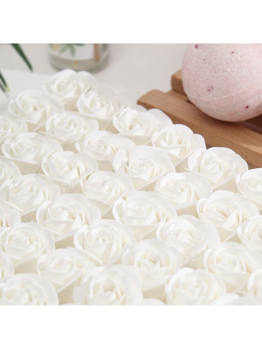 Розы мыльные белые, набор 81 шт. в коробке