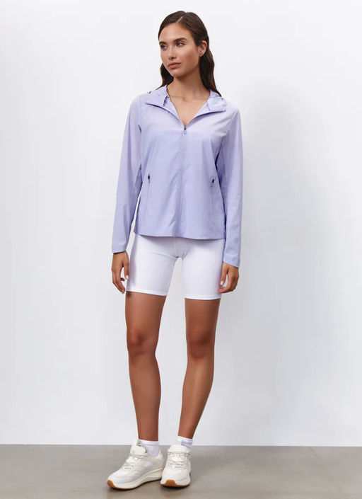 T3369-20 Ветровка женская