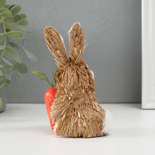 Фигурка Милый зайка с морковкой, 8?4.7?12.3 см