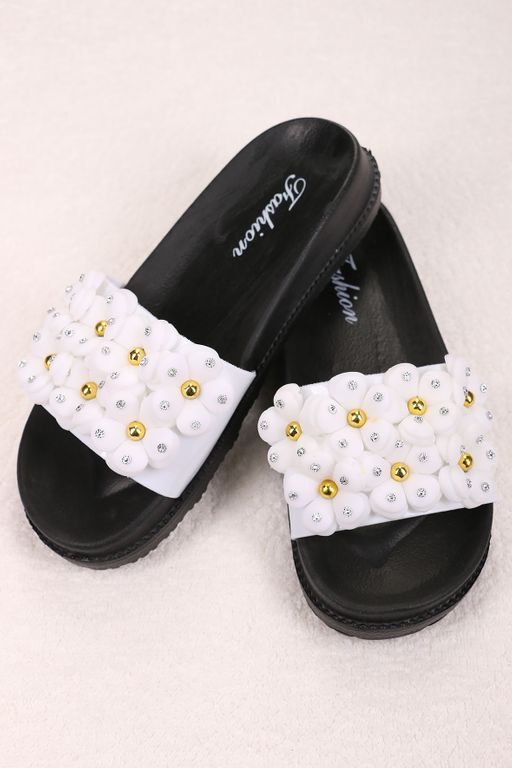 Шлепанцы с цветами