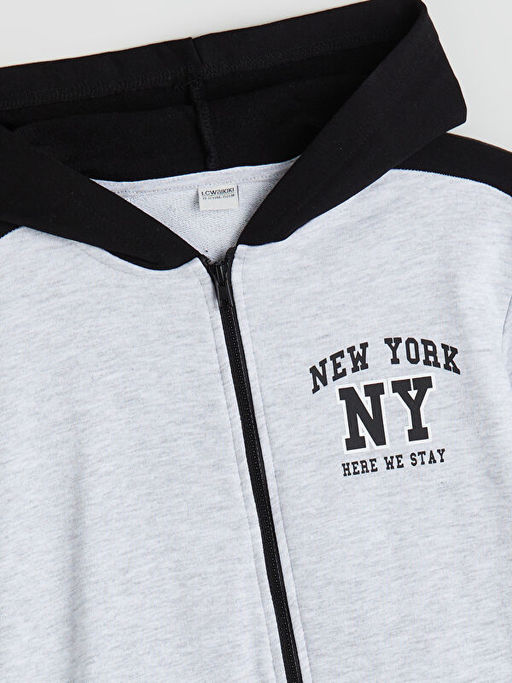 Kap??onlu Erkek ?ocuk Fermuarl? Sweatshirt