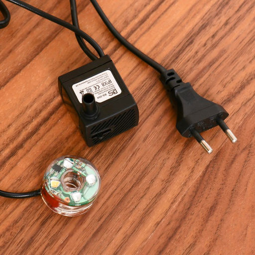 Фонтан настольный «Дом под деревом», 20×14×27 см, с подсветкой