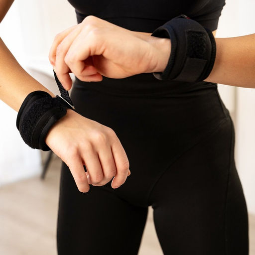 Утяжелители на запястье ONLYTOP, 2 шт. × 100 г, цвет чёрный