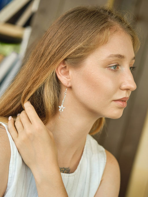 Серьги висячие «Звёзды» на цепочках, цвет серебро