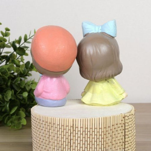 Фигурка Мальчик/Девочка висячие ножки 2 штуки набор 11,5 см / F2082 /уп 120/ - Галеонтрейд фото 2