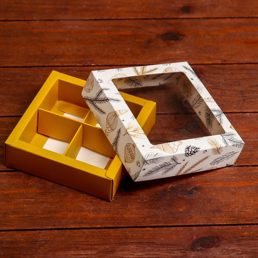 Коробка под 4 конфеты, 12.6×12.6×3.5 «Новогодние игрушки»