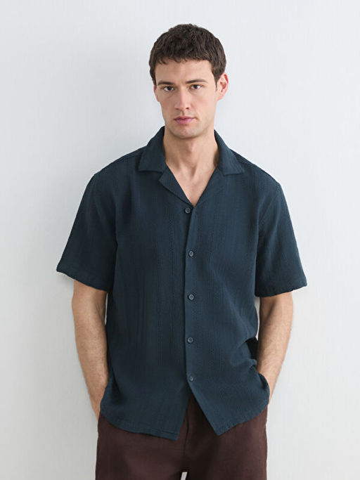 Regular Fit Resort Yaka K?sa Kollu Erkek G?mlek