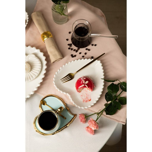 Тарелка Magistro «Сердце», 20.5×21×2.5 см, фарфор, белая