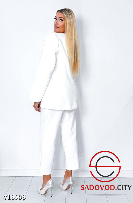 Женский брючный костюм с перьями - Bruno фото 6