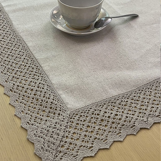 Салфетка 62 х 62 см льняная с кружевом