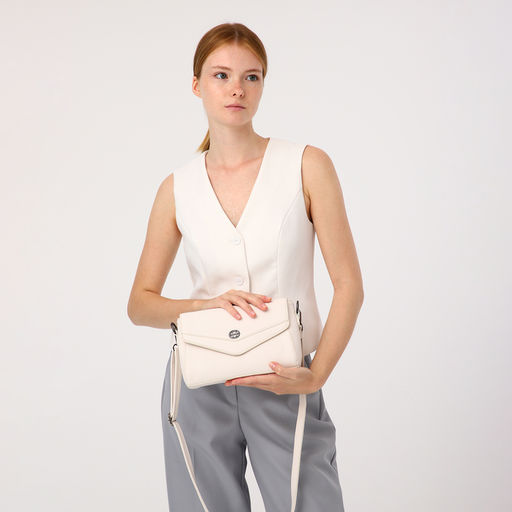 Сумка женская мессенджер на магните, 24×10×15 см, белая