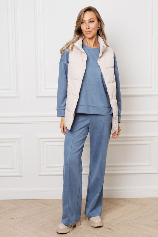 Костюм замшевый брючный 43043