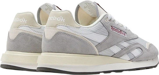 Кроссовки взрослые