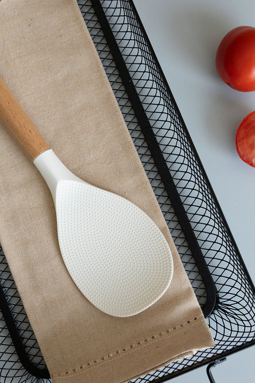 Ложка для мультиварки молочный силикон+нейлон, ручка из бука - Denastia фото 3